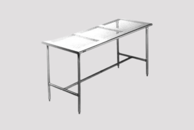 PERFORATED CLEANING TABLE